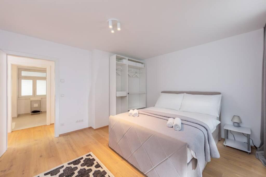 Vienna City Apartments Castelligasse Екстериор снимка